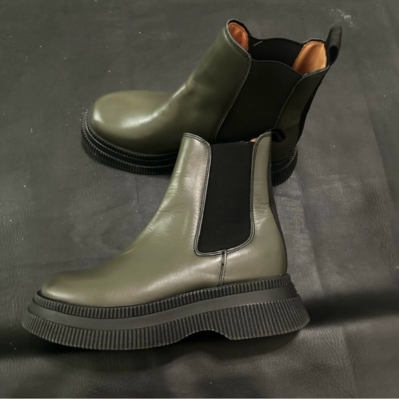 Ganni Chelsea boots - Picture 5 of 5